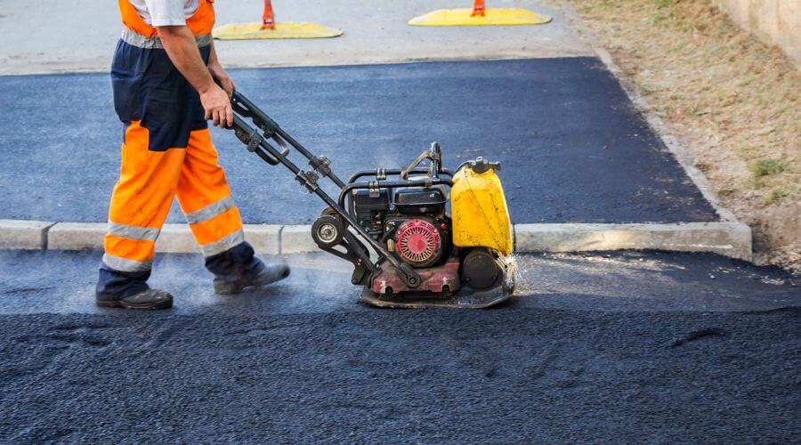 Professional gutter cleaning in Fort Myers, FL